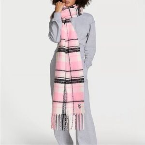 Victoria's Secret Pink and Black Plaid Plush Scarf